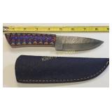 Damascus steel hunting knife w/leather sheath