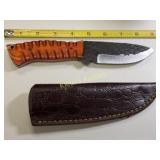 fixed blade hunting knife w/leather sheath