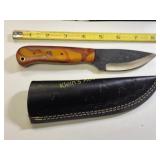 fixed blade hunting knife w/ leather sheath