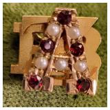 14K yellow gold 1943 alpha omicron pi sororit pin