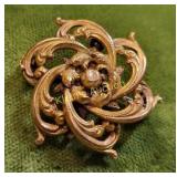 14K yellow gold antique leaf brooch /pendant