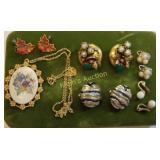 estate jewelry lot necklace earrings 5 prs