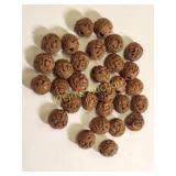 old chinese carved hediao beads 30 beads