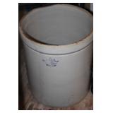 6 Gallon stoneware crock