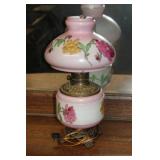 #544 Gone with the Wind floral lamp (As is)