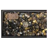 #479 Various US Military Button Lot incl. Belt Buckles, etc.