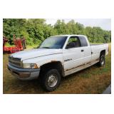 1999 Dodge Ram 2500 Quad Cab V8 Mag. 4x4 w/ 8ft. box