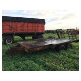 Dual axle flatbed trailer with beaver tail and pin hitch