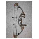 #891 HOYTE XT 2000- RAZORTEC COMPOUND BOW