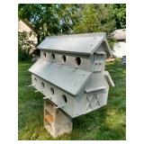 Martin House 27 1/4 X 15 X 19H Martin House 27 1/4 X 15 X 19H