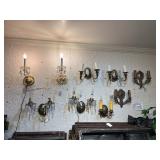 Lot #288 Misc. Antique Scone Light Lot #1 Lot #288 Misc. Antique Scone Light Lot #1
