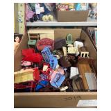 3019 - Lot of Vintage Doll Furniture
