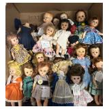 3039 - Lot of Small Dolls