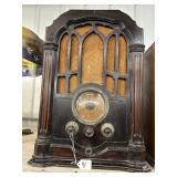 #91 RCA Victor Model 140 Radio