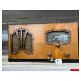 #93 Steward Warner ( The Little Colonel) Tabletop Clock 