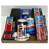 #154 Lot of Novelty Diet Pepsi & Pepsi Radios 