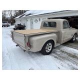 #5 700 R 4 overdrive trans, 373 Dana 44 rear axle,