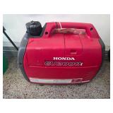 Honda Quiet EU2000 Generator