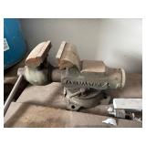 TaskMaster Bench Vice