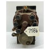 #7586 Dixie Model 66- 6 Cylinder Magneto