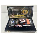 Elite Premier Die Cast- Dale Earnhardt Goodwrench 