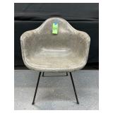 #804 Herman Miller/Eames Fiberglass Elephant Hide Grey Second Generation DAX  Arm Shell Chair 
