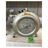 #924 Presion Wet Test-Meter by Scharr made in Chicago Illinois 