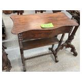 #621 2 Tier Victorian Style Side Table with Spool Legs