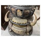 #667 No. Splended #15 Cast Iron Parlor Stove