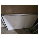 3 (8’) whiteboards  1 (10’) whiteboard