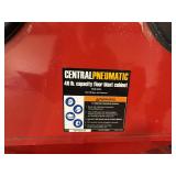Central Pneumatic 40LB. Capacity Floor Blast Cabinet