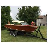 1955 Chris Craft (Algonac MI) 18 Ft Continental Mohogany Open Motorboat 