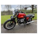 Motto Guzzi V7 Classic Retro-Styled Roadster