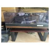Realistic Lab 220 Turntable