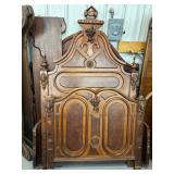 Fantastic American Victorian Style Racetrack Bed with decorative carvings