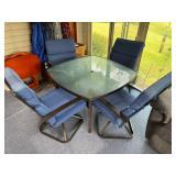 Nice Patio Table Set with 4 Chairs