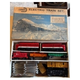 Lionel Electric Train Set with box