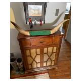 Steer Horns, Vintage Radio
