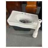 #423Large Porcelain Sink with Leg (no fixtures, missing a leg)