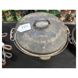 #794 Wagner Ware Drip Drop Roaster w/ No. 10 Lid