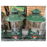 #842-43 Coleman Model 220J Green Gas Lantern w/ Box