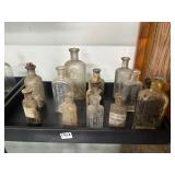 #1453 Tray Lot of Ann Arbor, Mich Glass Medicine Bottles