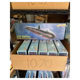 #1070 NIB - Shanghai Dragon U.S.S. Hampton Submarines