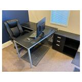 Lot #19 Office Group #3 incl. Lenovo Monitor