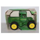 ERTL Hong Deere 4 Wheel Drive Tractor