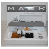 Mack R Model w/ 35