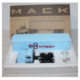 Mack R Model w/ 35