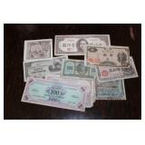 Vintage currency incl 1928 2 dollar bill