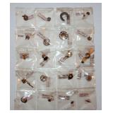 #72 Gold lot of 20pcs. incl. pins, earrings, etc.