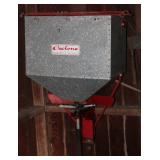 Cyclone spreader